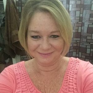 Meet your Posher, Ronni